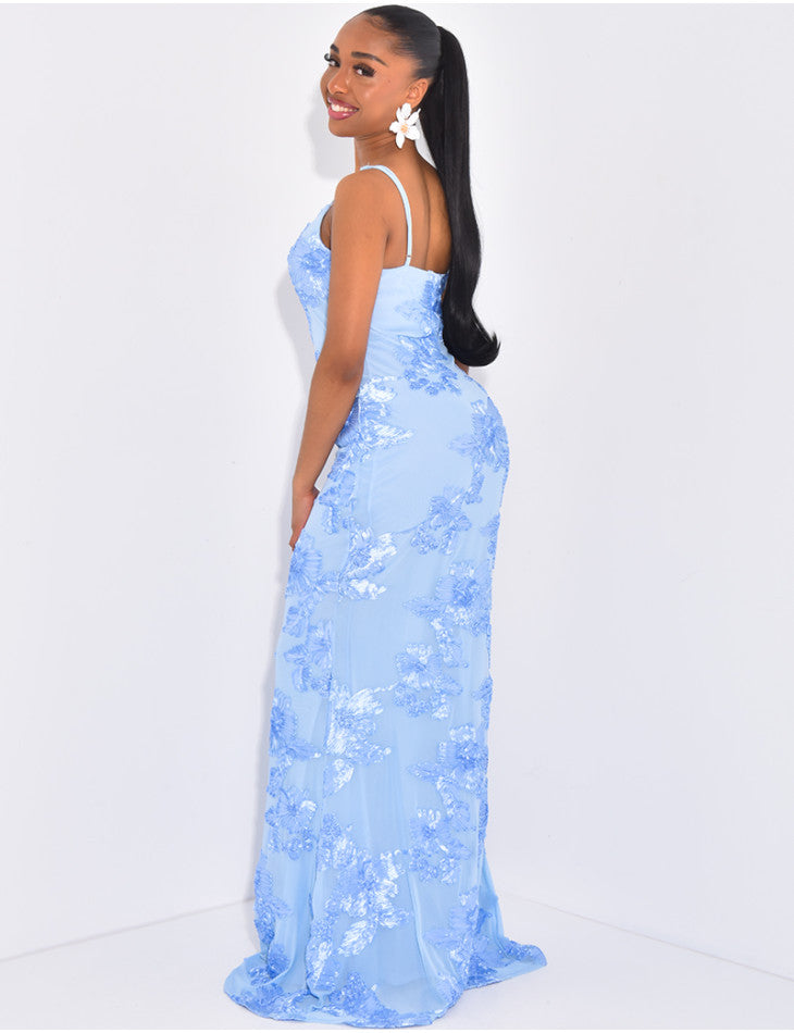 Robe longue à fleurs brodées & fines bretelles